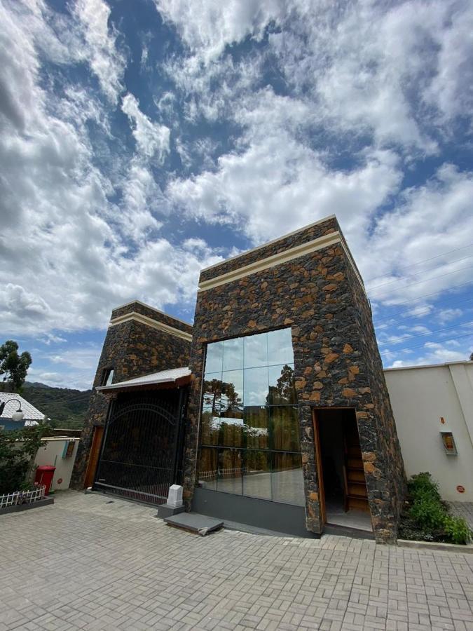 Chateau Blanc Hotel Урубиси Екстериор снимка